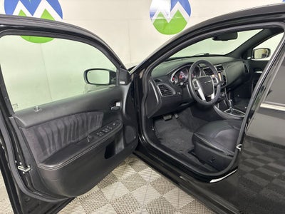 2013 Chrysler 200 Limited