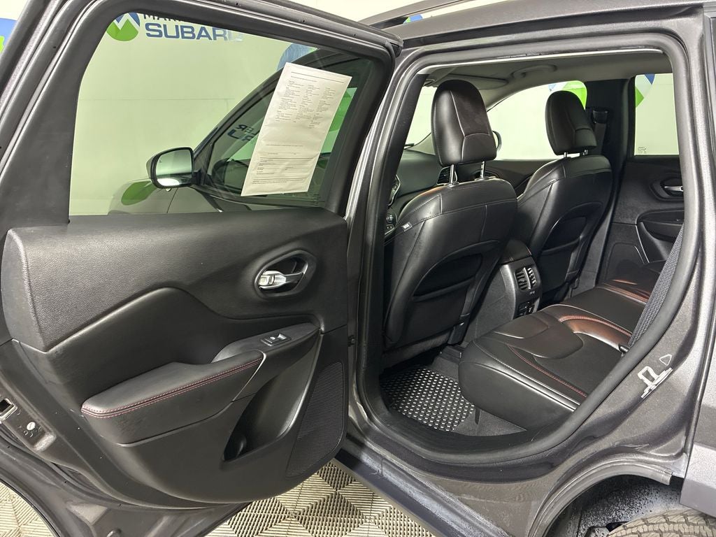 2020 Jeep Cherokee Trailhawk