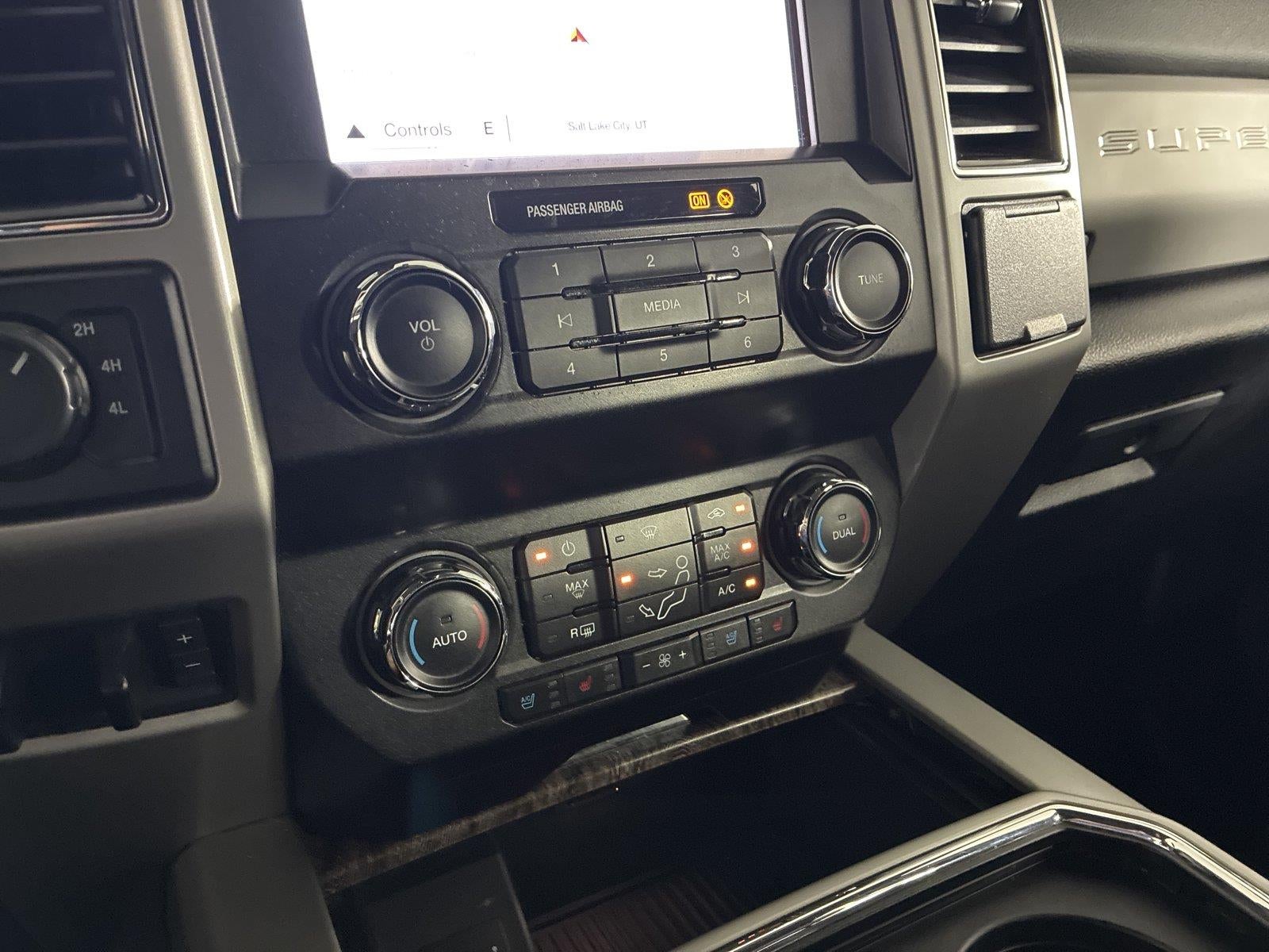 2019 Ford Super Duty F-350 Drw LARIAT