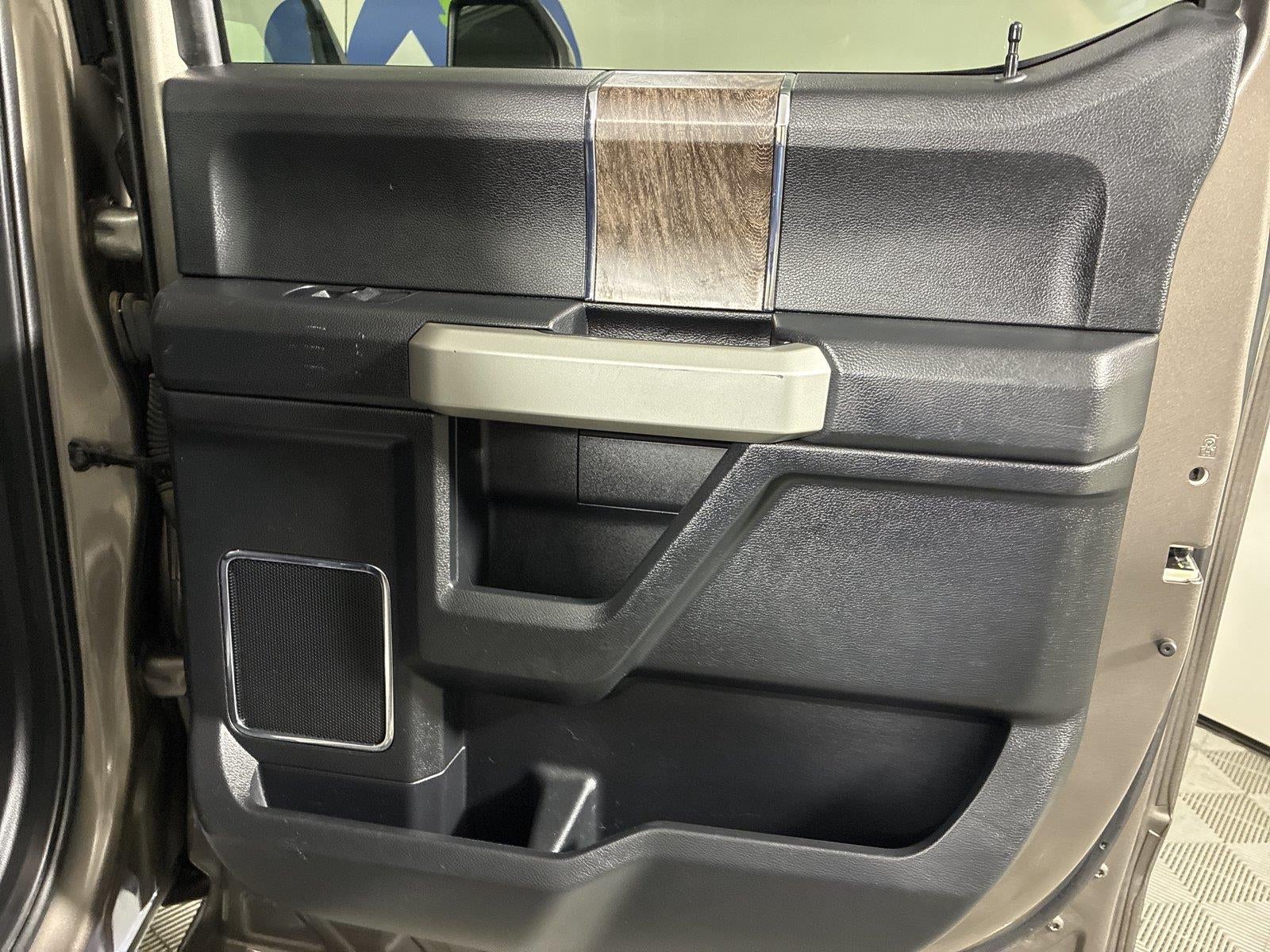 2019 Ford Super Duty F-350 Drw LARIAT