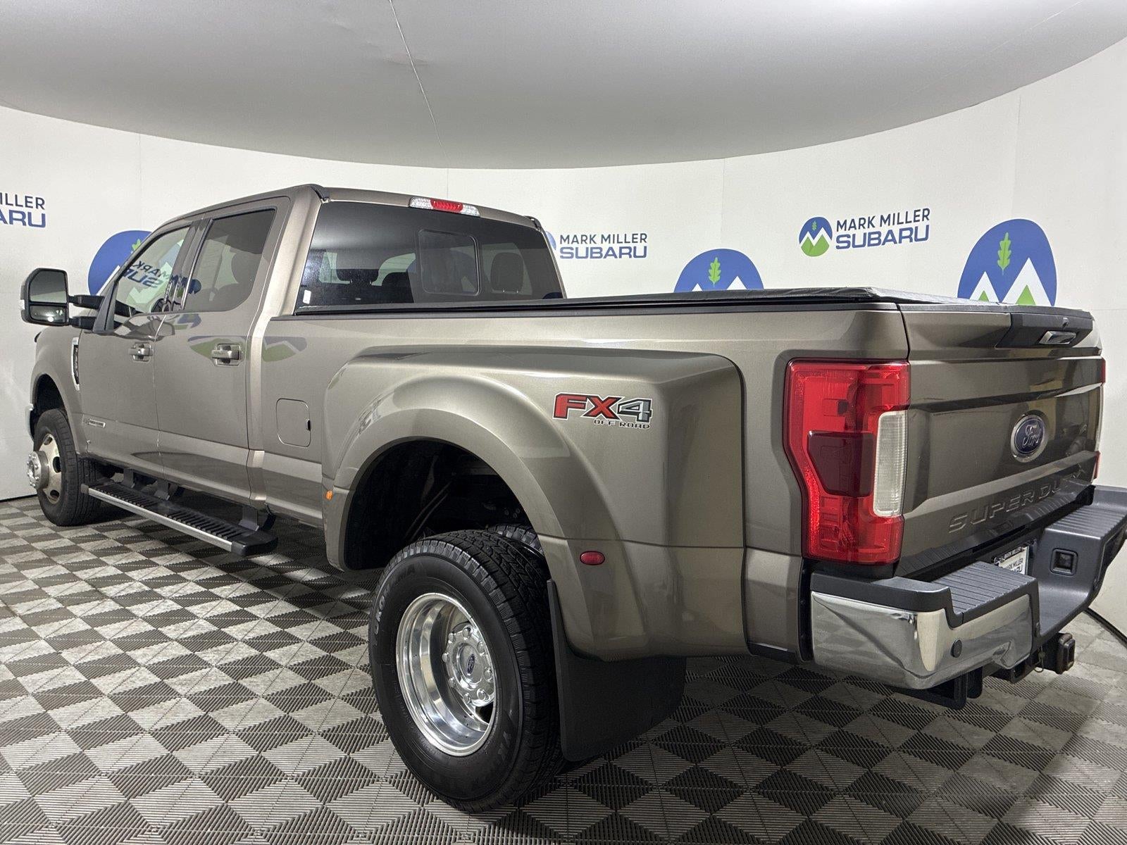2019 Ford Super Duty F-350 Drw LARIAT