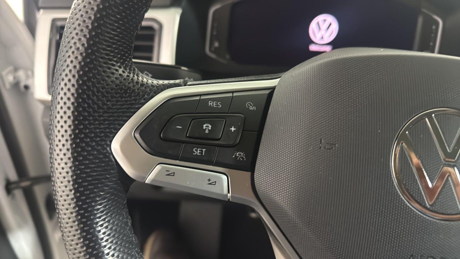 2023 Volkswagen Atlas 3.6L V6 SEL Premium R-Line