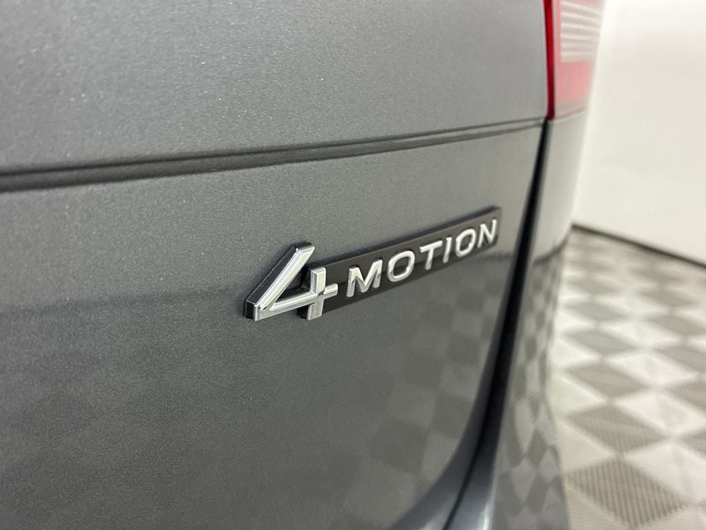 2022 Volkswagen Tiguan 2.0T SEL R-Line