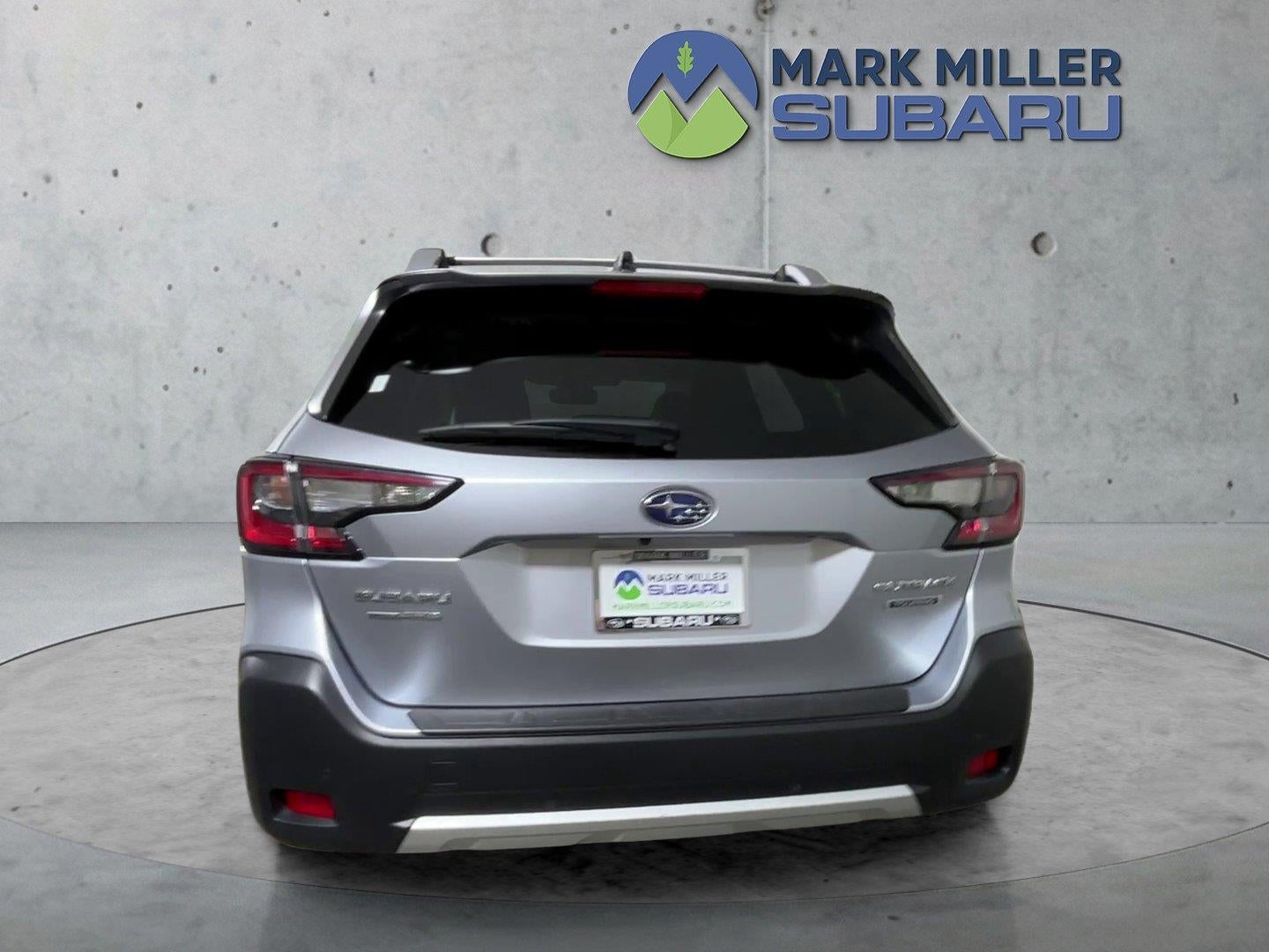 2025 Subaru Outback Touring
