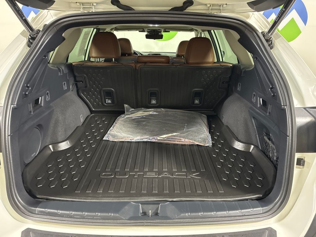 2023 Subaru Outback Touring XT