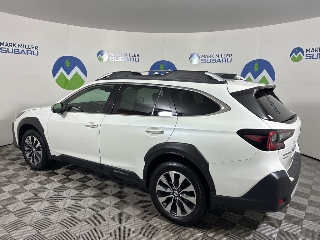 2023 Subaru Outback Touring XT