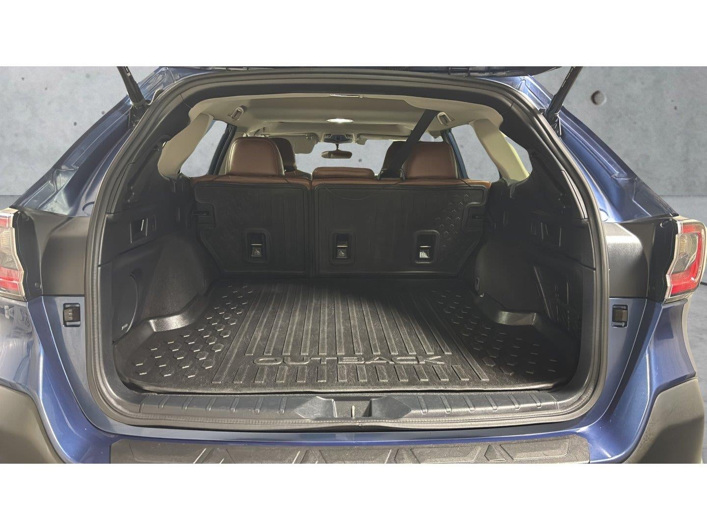 2021 Subaru Outback Touring XT