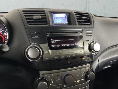 2012 Toyota Highlander SE