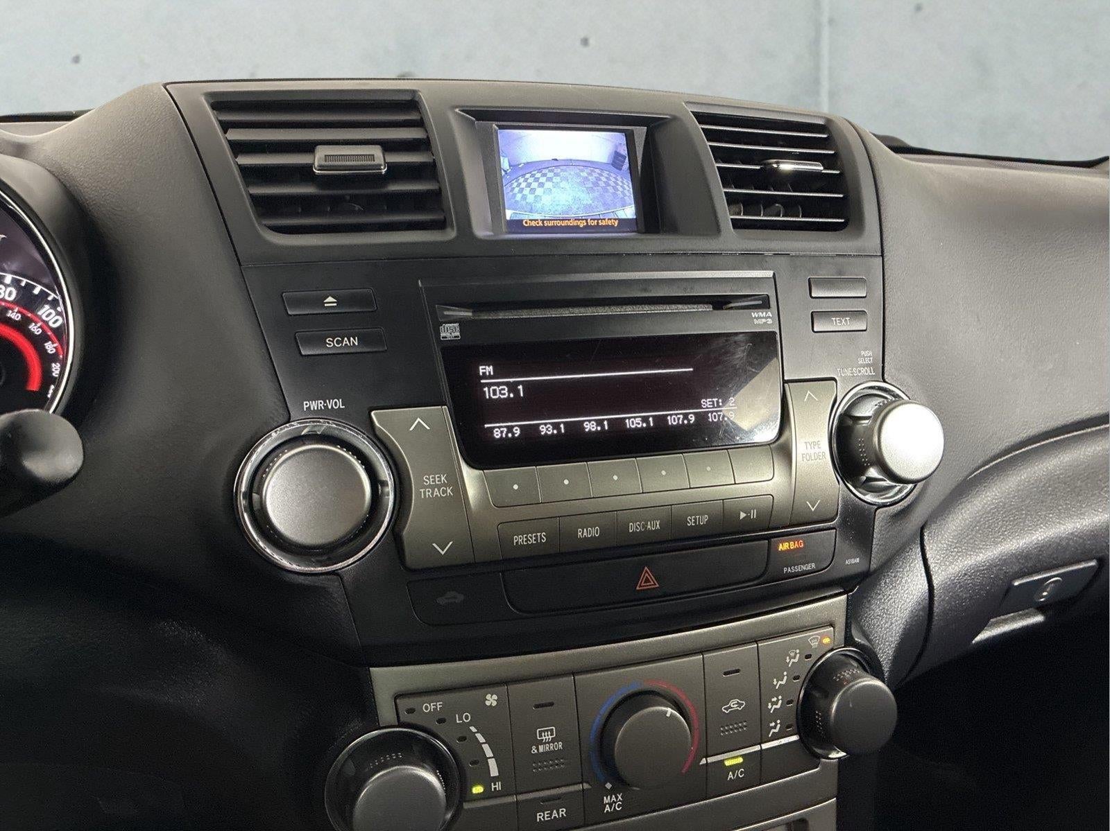 2012 Toyota Highlander SE
