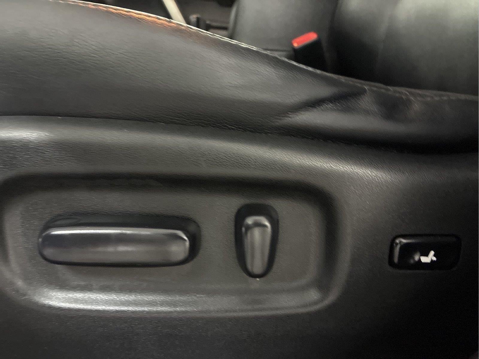 2012 Toyota Highlander SE