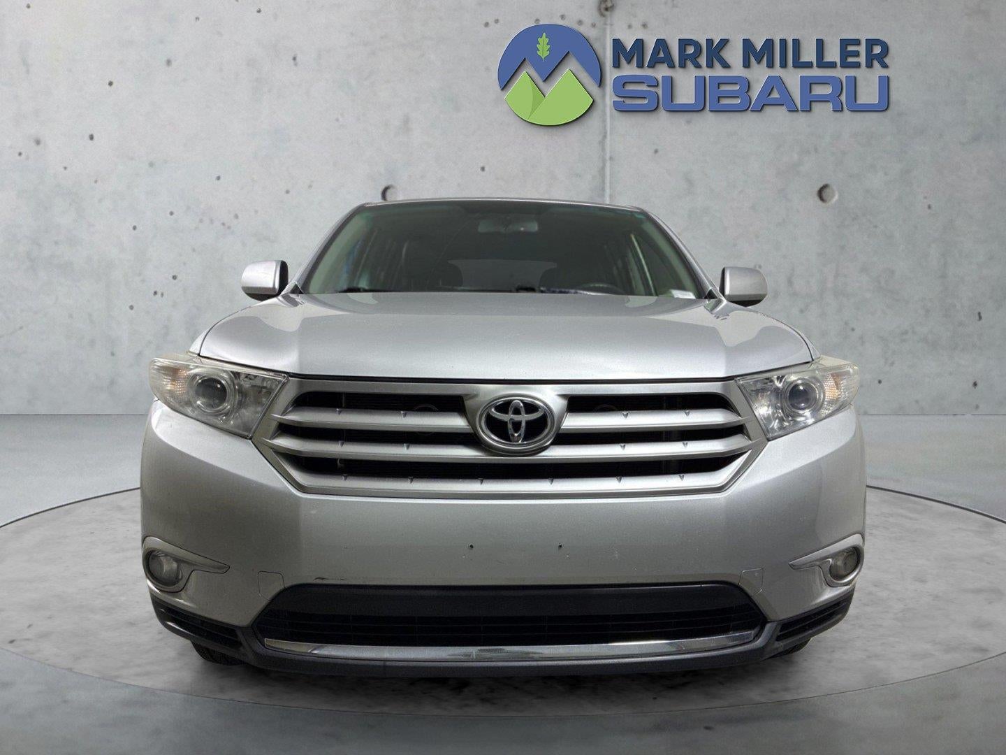 2012 Toyota Highlander SE