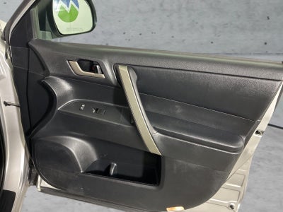 2012 Toyota Highlander SE