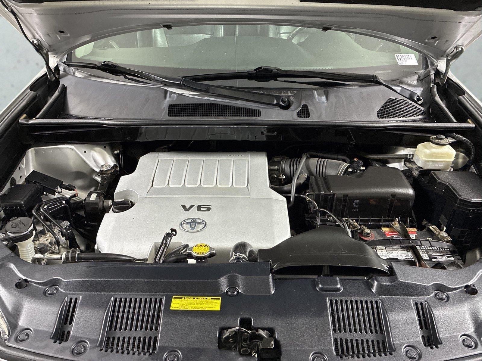 2012 Toyota Highlander SE