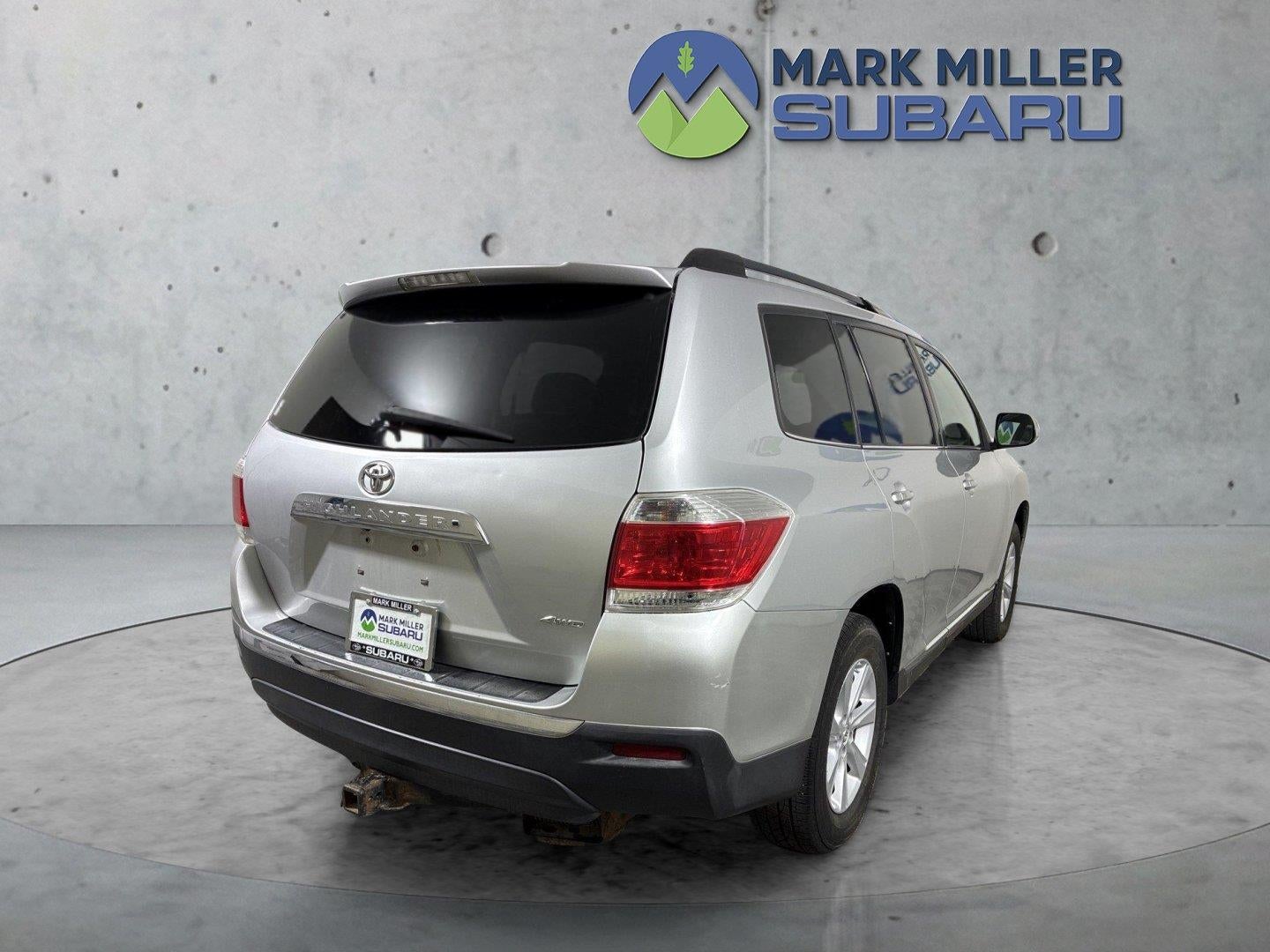2012 Toyota Highlander SE