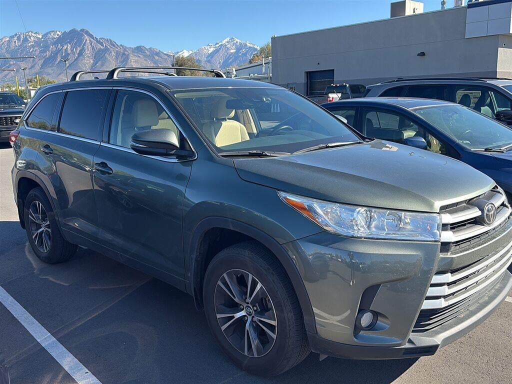 2017 Toyota Highlander LE Plus