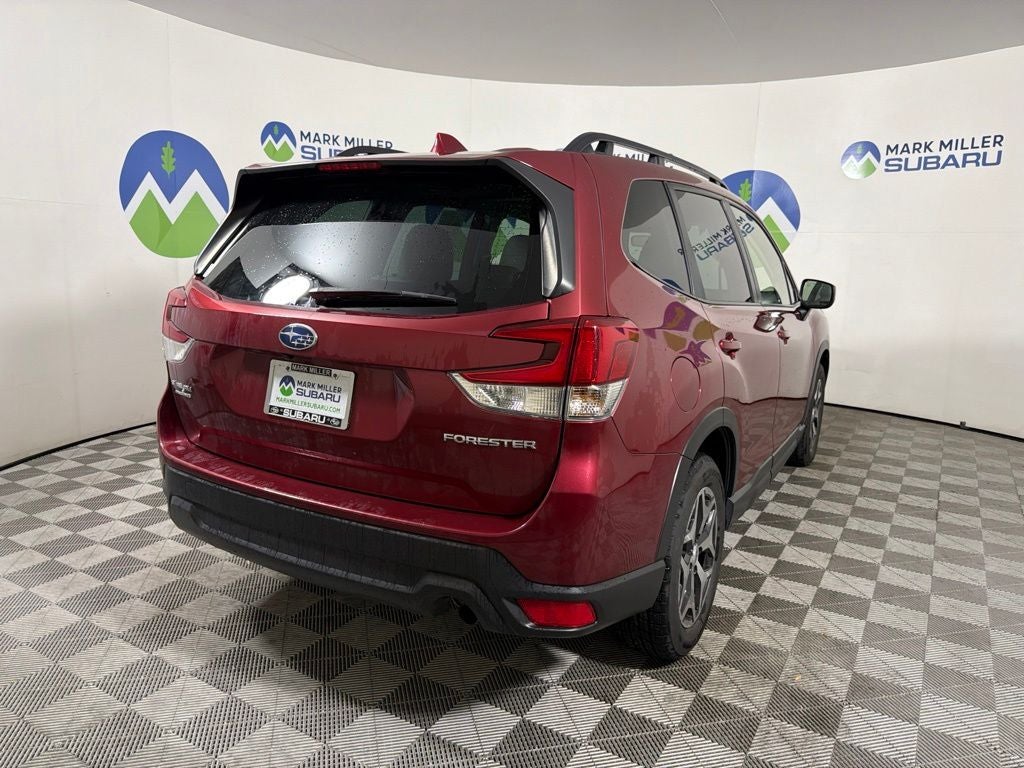 2023 Subaru Forester Premium