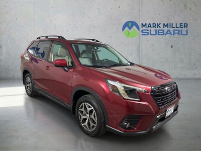 2023 Subaru Forester Premium