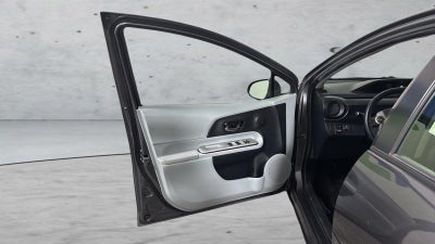 2013 Toyota Prius c Four