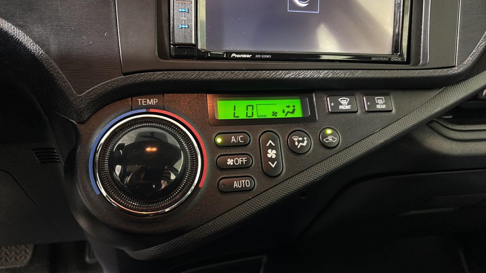 2013 Toyota Prius c Four
