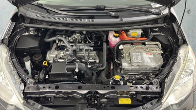 2013 Toyota Prius c Four