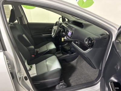 2015 Toyota Prius C Two