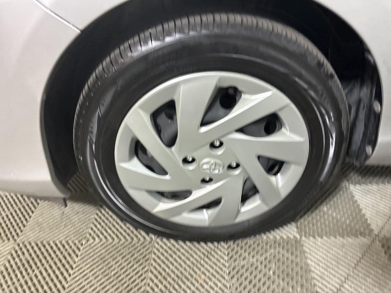 2015 Toyota Prius C Two