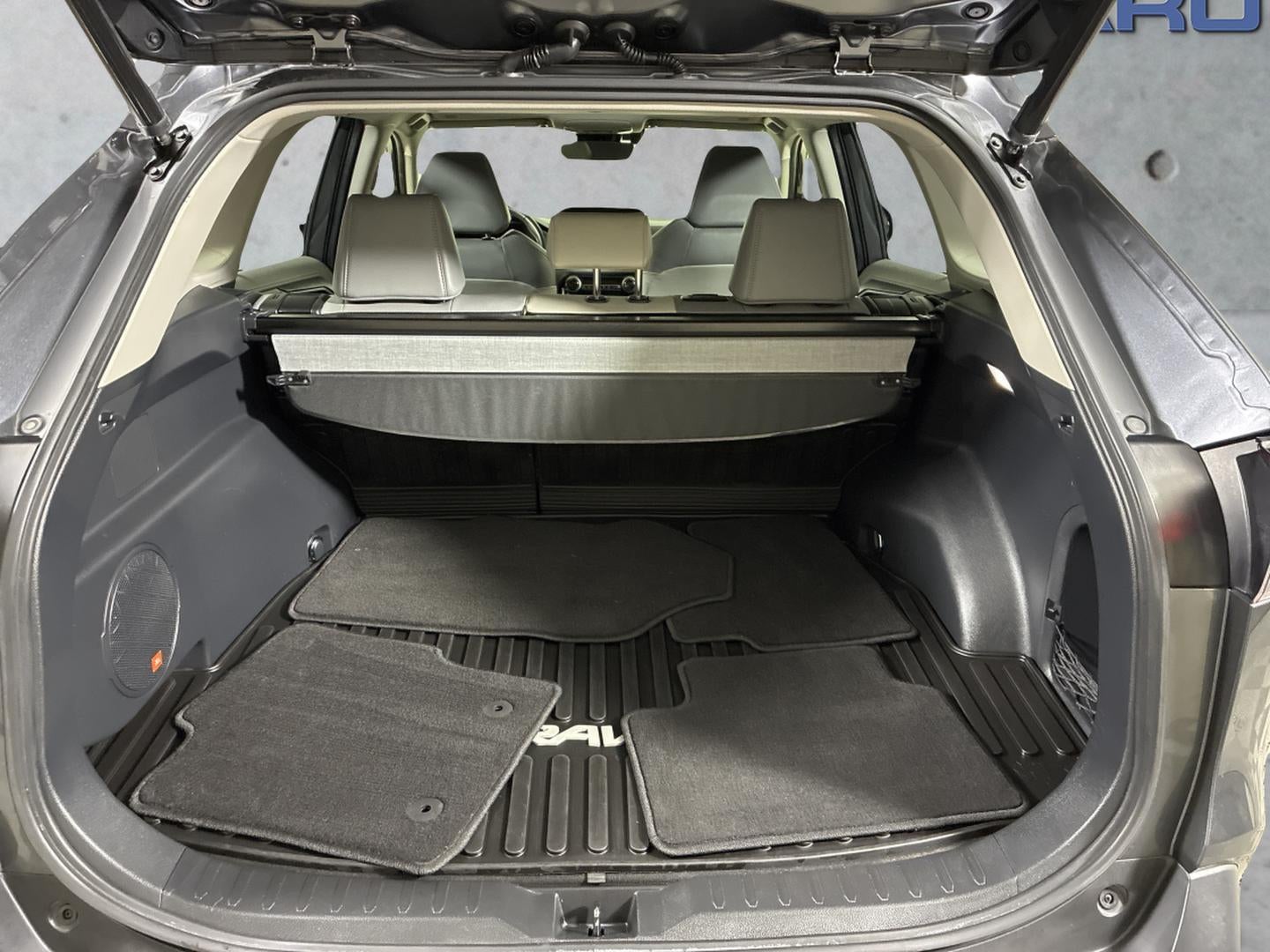 2023 Toyota RAV4 Hybrid Limited