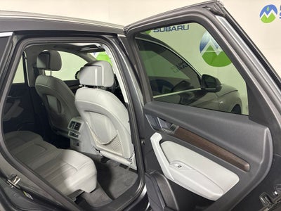 2023 Audi Q5 45 S line Premium quattro