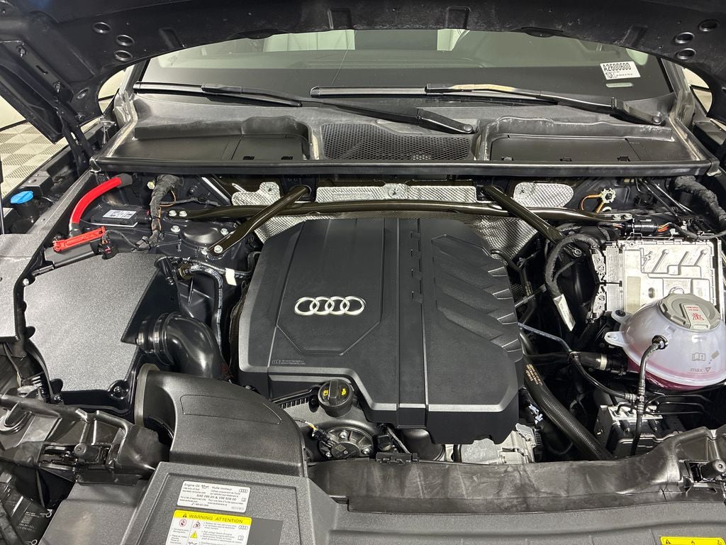 2023 Audi Q5 45 S line Premium quattro