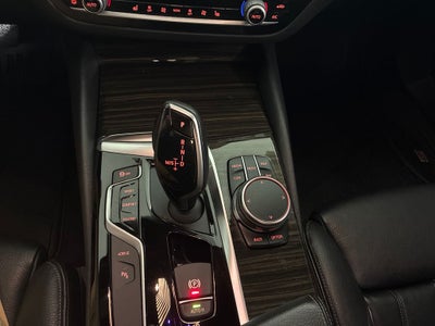 2018 BMW 5 Series 530e xDrive iPerformance