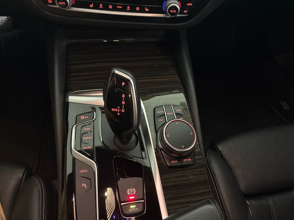 2018 BMW 5 Series 530e xDrive iPerformance