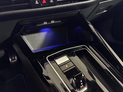 2023 Volkswagen Golf R 20th Anniversary Edition