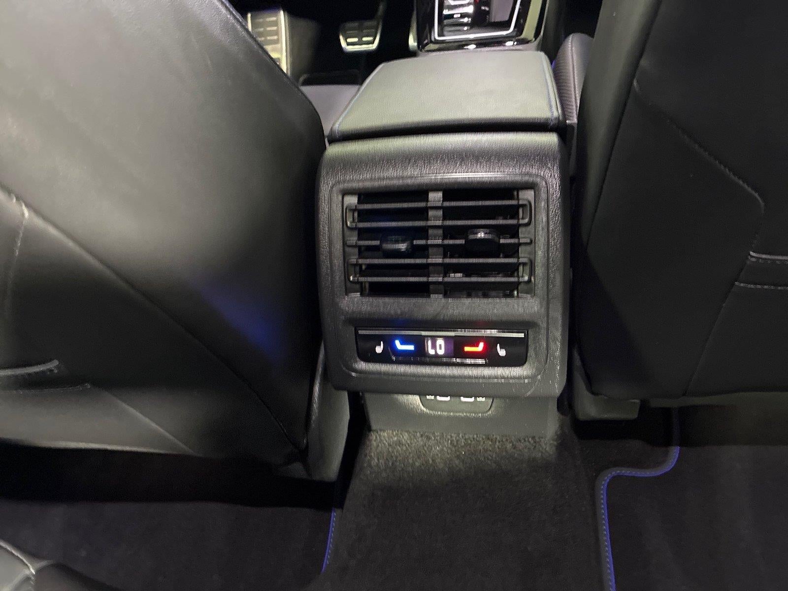 2023 Volkswagen Golf R 20th Anniversary Edition