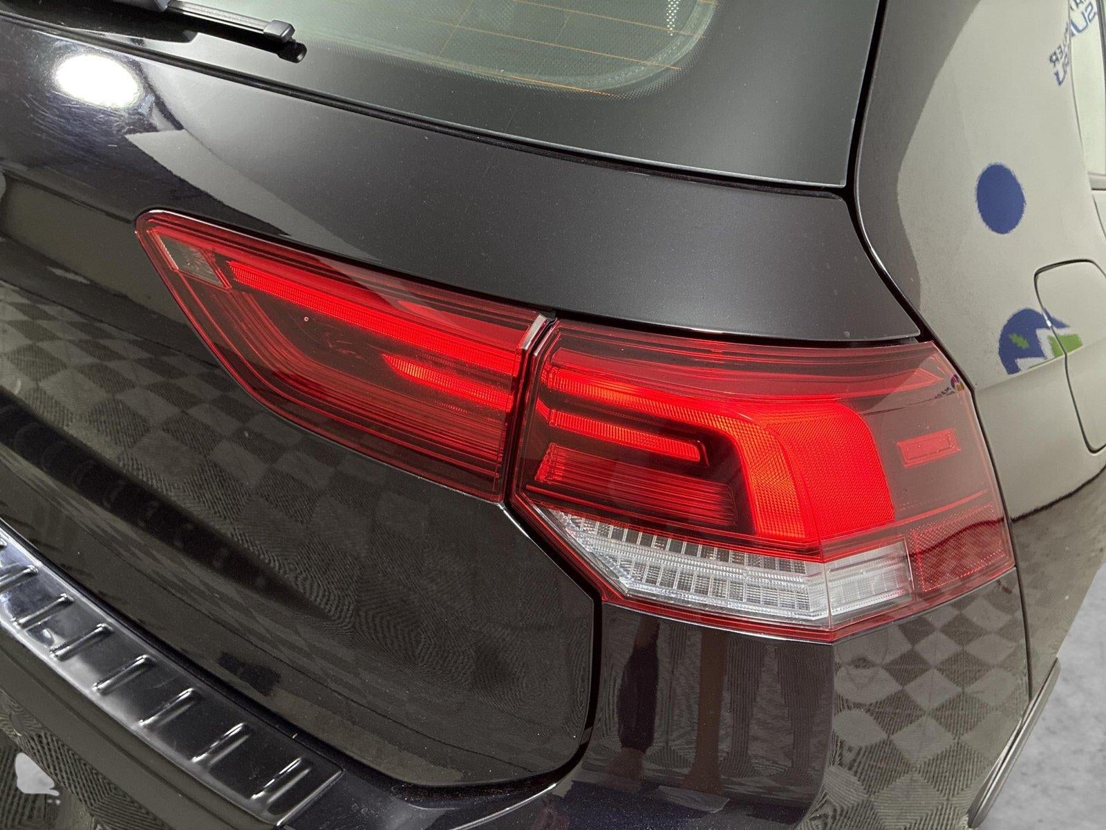 2023 Volkswagen Golf R 20th Anniversary Edition