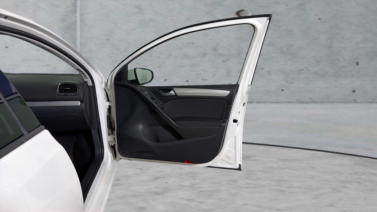 2014 Volkswagen Golf 2.5L