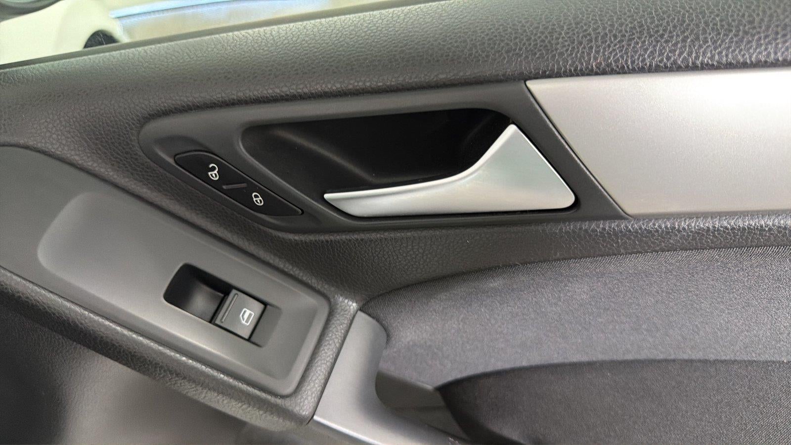 2014 Volkswagen Golf 2.5L