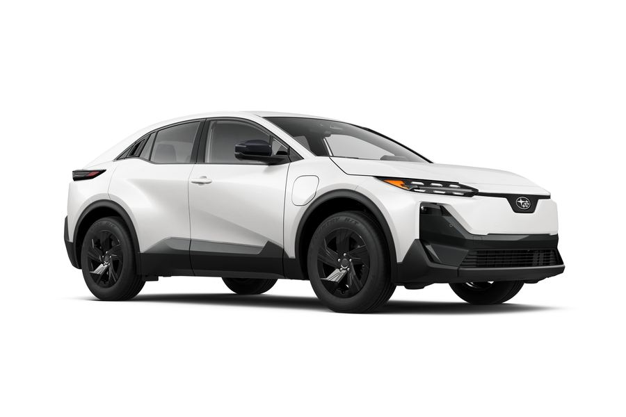2026 Subaru Uncharted in Cosmic White Pearl